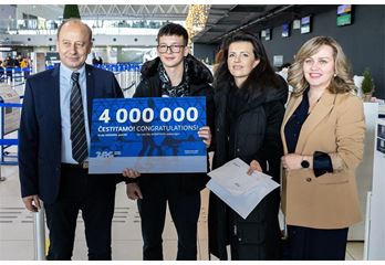 Nicolas Duthilleul 4 mil pax in ZAG Marija Pavic.jpg